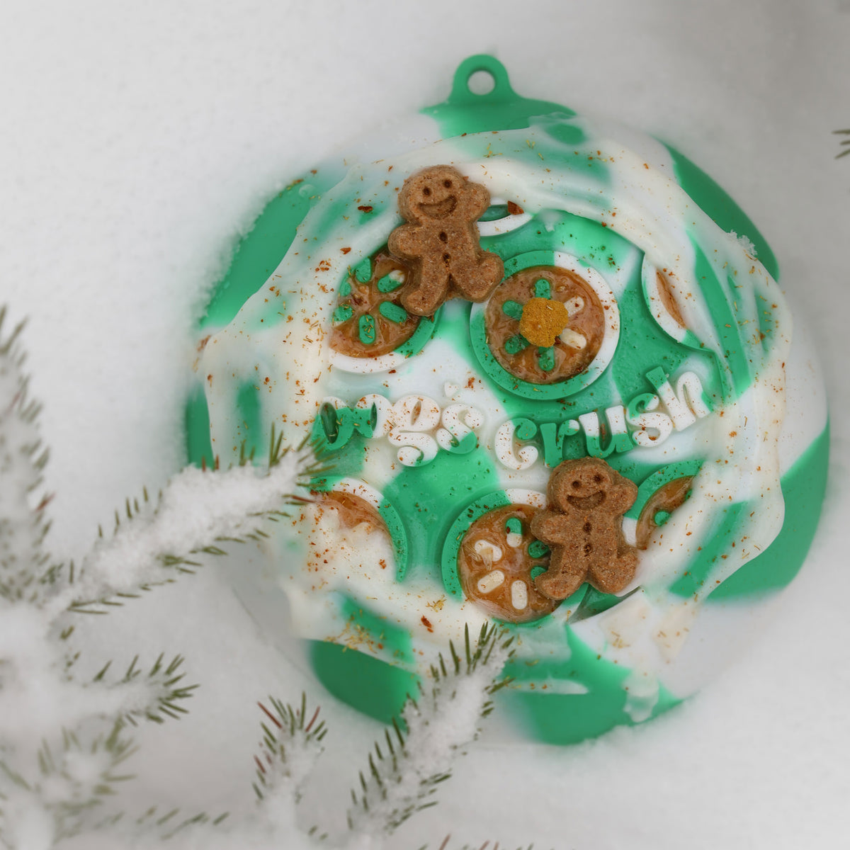 Bol silicone Dogs Crush vert clair avec spirale, design contemporain dans la neige